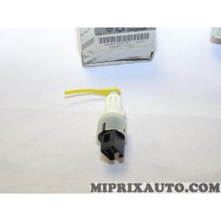 Contacteur interrupteur position pedale embrayage Fiat Alfa Romeo Lancia original OEM 46760767 