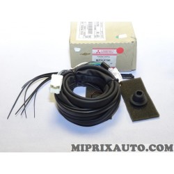 Faisceau attelage attache remorque (juste le cable contenu photo) Mitsubishi original OEM MZ312700 