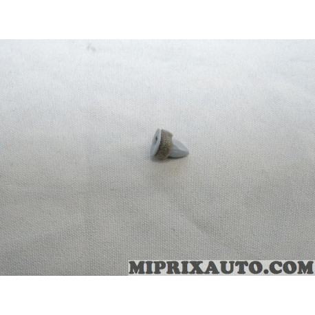 Taquet agrafe fixation revetement Volkswagen Audi Skoda Seat original OEM 8P7839829 