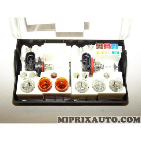 Boite ampoules de secours dont H8 + HB3 (contenu de la photo sans reclamation) Subaru original OEM SEHAFJ8000