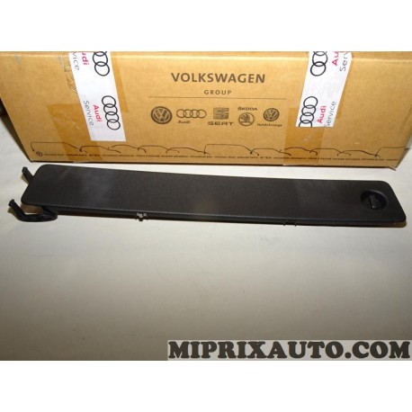 Volet trappe revetement hayon de coffre Volkswagen Audi Skoda Seat original OEM 8U08639954PK 