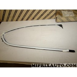 Contour noir garniture joint porte arriere droite Fiat Alfa Romeo Lancia original OEM 50552159 pour alfa romeo stelvio partir de